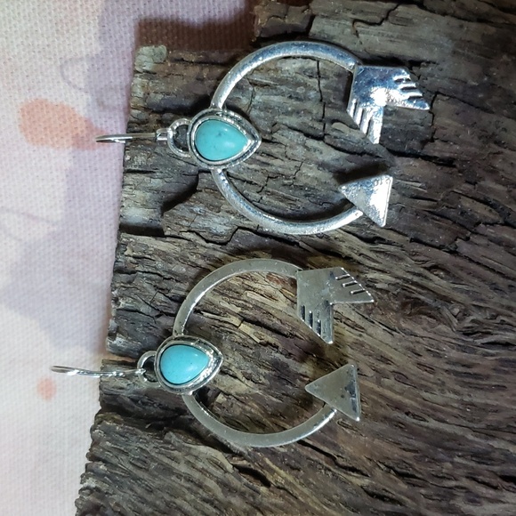 Arrow Earrings Turquoise Tribal Western Boho - Picture 4 of 9